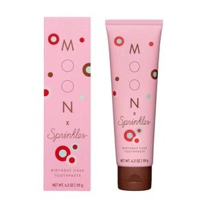 Moon x Sprinkles Birthday Cake Flavored Toothpaste Fluoride-Free (Pink Sparkles)